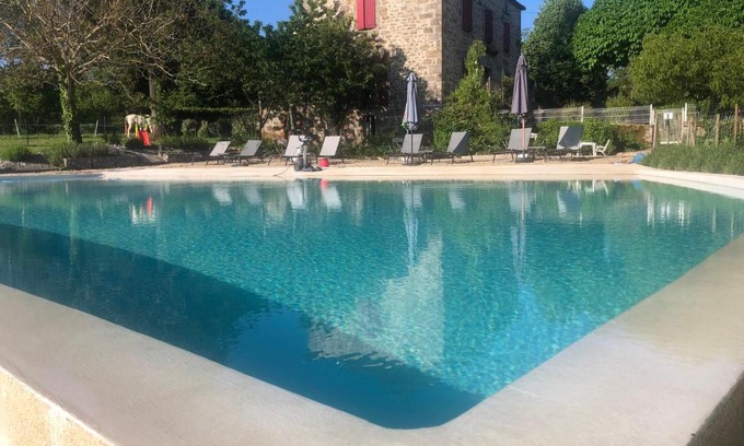 Saint-Maurice-en-Quercy House | Relax at Gîtes des Ecuries de Saint Maurice with Ocean Views