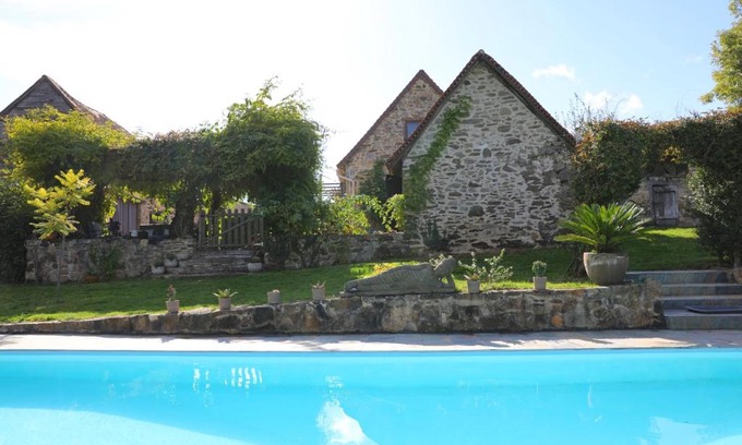 Ladignac le Long House | Unforgettable Stays at GÎTES LA FORESTERIE with Ocean Views