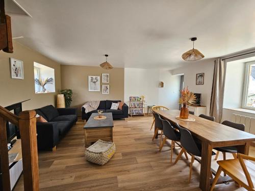 Etienville House | Relax at L'escapade: Oceanfront Countryside Retreat