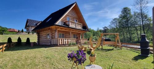 Sosnowka Ski Chalet | Góralski Dom with Breathtaking Mountain Views & Family Amenities