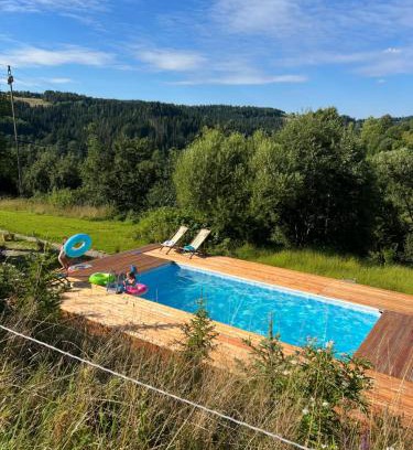 Mszana Dolna House | Explore Góralskie Domy: Family-Friendly with Pool & Hot Tub