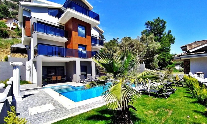 Gocek Villa | Relax at Göcek Marin B Villa with Pool and Ocean Views