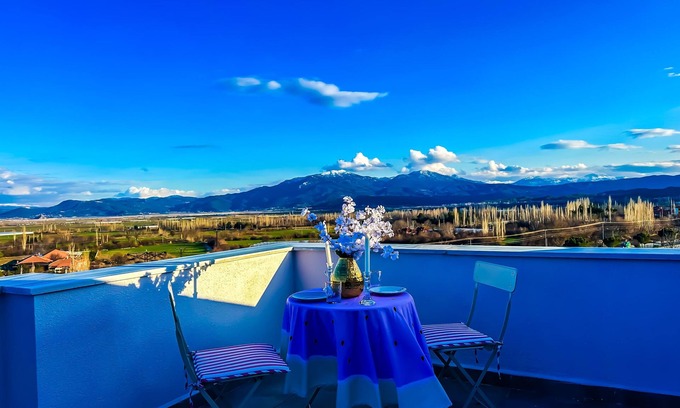 Golhisar Apartment | Perfect Family Retreat at Gölhisar Mavi Konak Apart Hotel