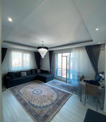 Kagithane Apartment | Relax at Güzelyurt: Family-Friendly with Pool Access