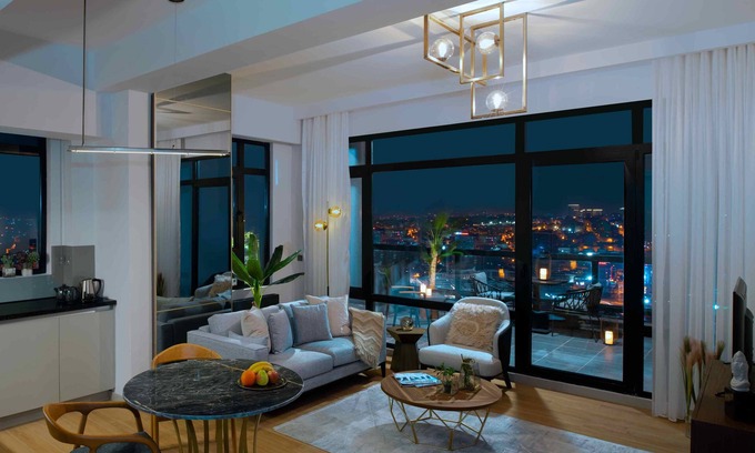 Bagcilar House | G Tower Residences: Family-Friendly Escape with Pool & Spa