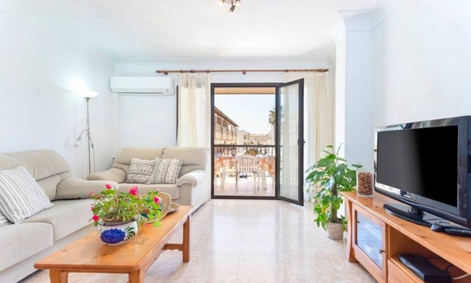 Colonia Sant Jordi Apartment | G2 Practical Apartment in Mallorca: Steps from the Beach