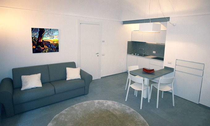 Finalborgo Apartment | Relaxing G30 Finalborgo Lodging in a Medieval Village