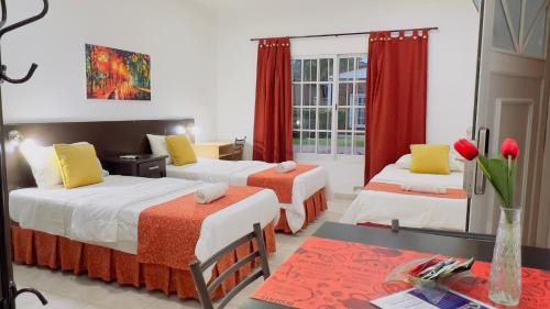 Villa Angela Apartment | Budget-Friendly G7 Comfortable Studio with Parking