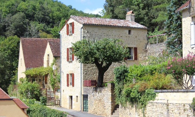 La Roque-Gageac House | Discover Gabarier's House in La Roque Gageac's Heart