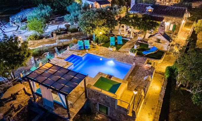 Supetar Villa | Gabelot: Family-Friendly Getaway with Spa and Pool Access