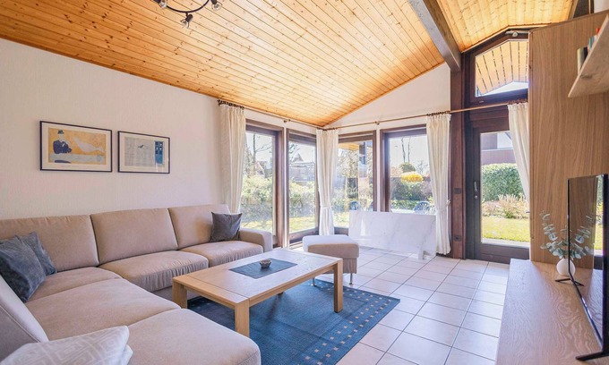 Immenstaad am Bodensee House | Pet-Friendly Gable Roof House - Perfect for Families!