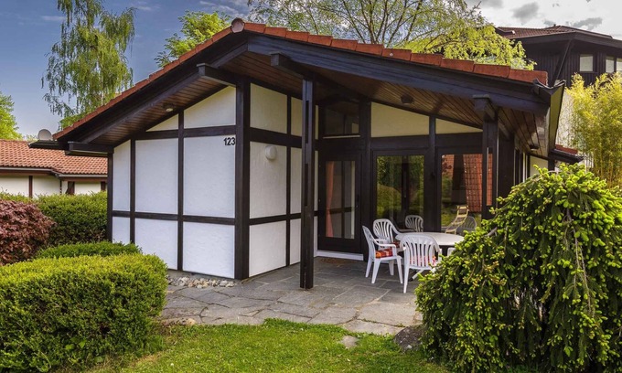 Immenstaad am Bodensee House | Kid-Friendly Gable Roof House: Perfect for Family Getaways