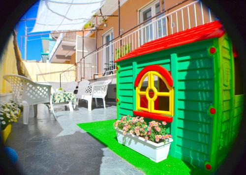 Gaeta Apartment | Cozy Gaeta Getaway - Exclusive Beachfront Apartments