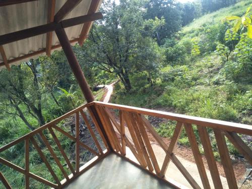 Habarana Hotel | Top-Rated Gaga Addara Resort: Pet-Friendly & Breakfast Included