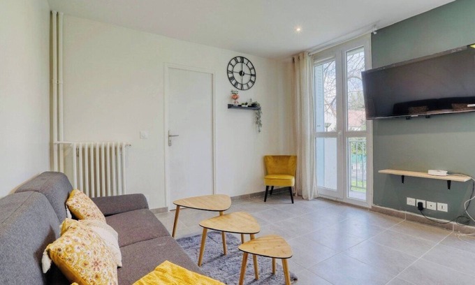 Gagny Apartment | Gagny T4 : Kalaban, Paris, CDG, Disney, Expo Parc