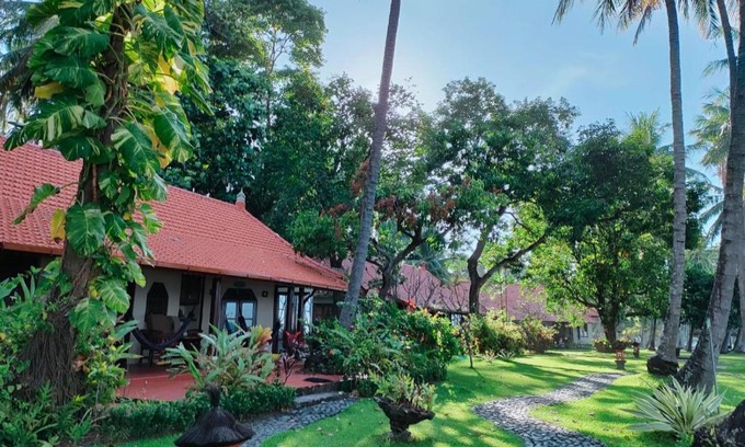 Tejakula Hotel | Oceanfront Bliss at Gaia-Oasis Beach Resort