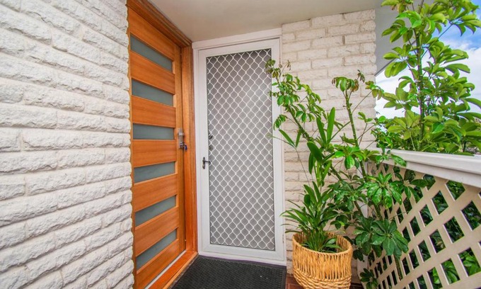 Spencer Park House | Pet-Friendly Gairdner Cottage: A Unique Getaway Awaits!