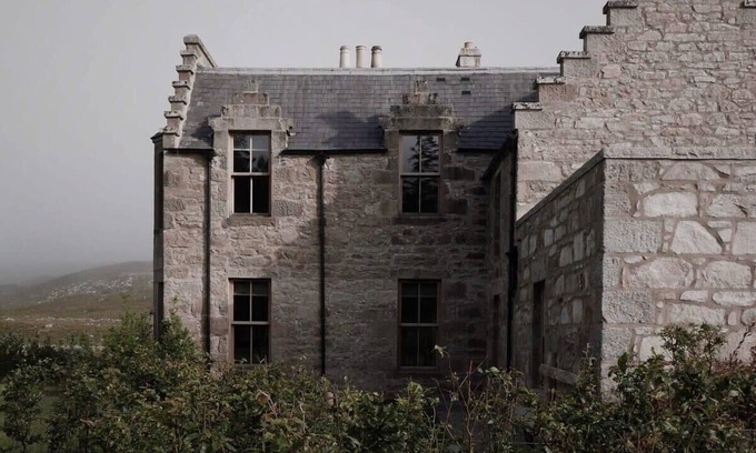 Ballater Villa | Gairnshiel lodge - Unique & exclusive lodge