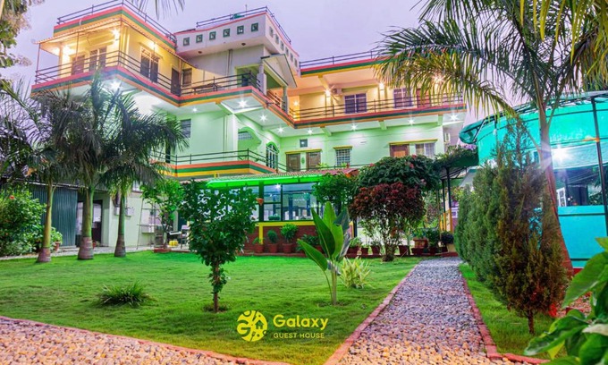 Siddharthanagar House | Budget-Friendly Galaxy Guest House with Family Amenities