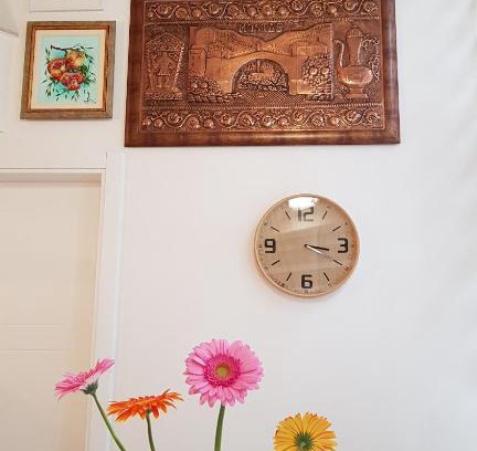 Mostar Old Town Apartment | Pet-Friendly Galeria Nura: Rated 10/10 with Hot Tub & Breakfast