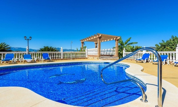 Alhaurin de la Torre Villa | Guest Rated 9.8: Galiano de Alhaurín with Pool & Spa