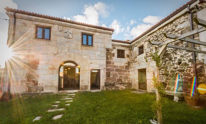 Lemaio Cottage | Historic Galician Pazo with Ocean View & Spa Amenities