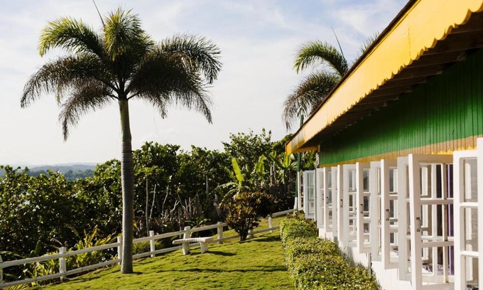 Galina Hotel | Galina Breeze: Oceanfront Escape with Pool & Restaurant