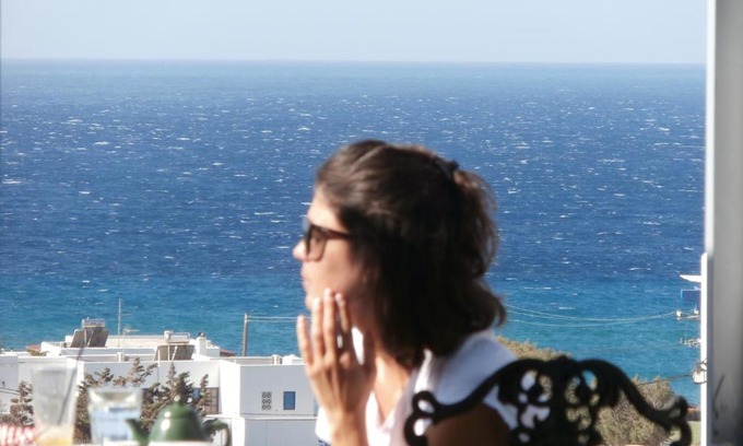 Kionia Apartment | Oceanfront Galini Bungalows: Family-Friendly with Views