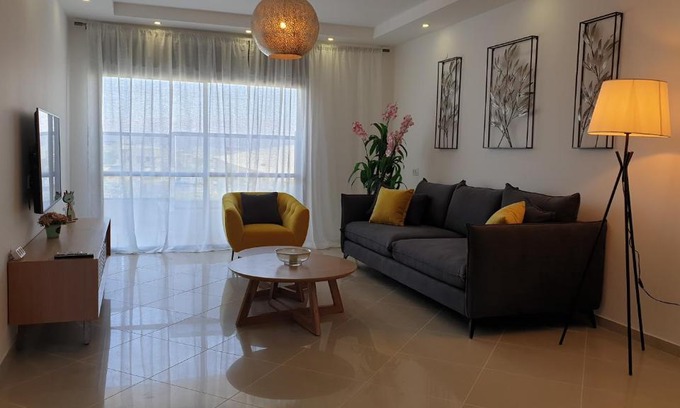 Eilat Apartment | Galit's Place: Family-Friendly Haven with Perfect Reviews