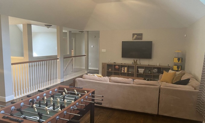 Heritage Park House | Game Night House!