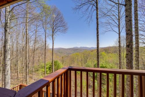 Banner Elk House | Inviting Banner Elk Cabin with Game Room & Mountain Views