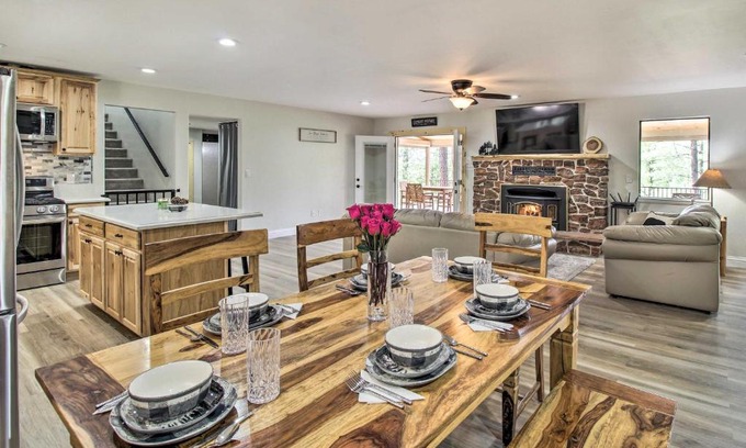 Pinetop House | Inviting Pinetop Creekside Cabin with Secret Game Room