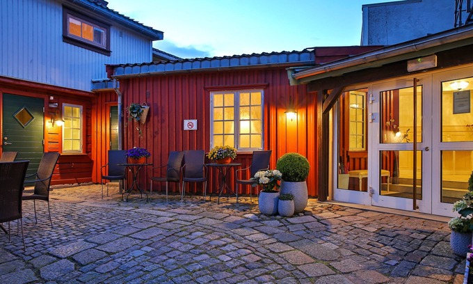 Gamlebyen Hotel | Explore Gamlebyen Hotell - Fredrikstad with Oceanfront Bliss