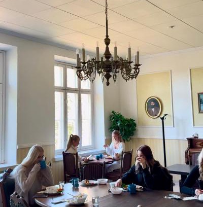 Pargas Resort | Pet-Friendly Gammelgård Pizza & Padel Resort with Pool