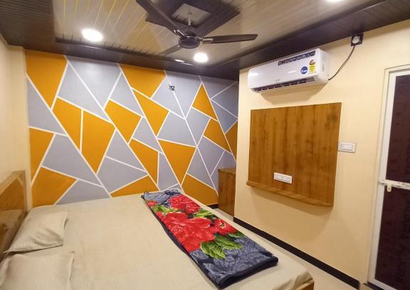 Ujjain House | Budget-Friendly Gangeshwar Mahadev Guest House for Families