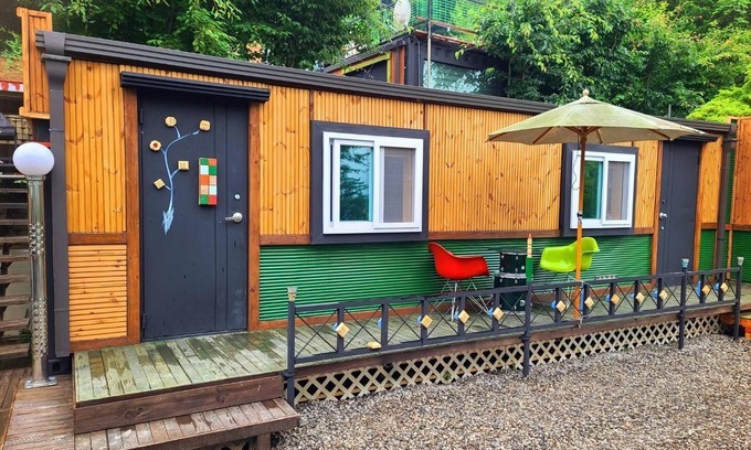 Gapyeong House | Family-Friendly Gapyeong Beethoven House with Kitchen Access