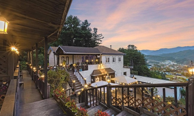 Sang House | Discover Gapyeong Bonita Pension: Family-Friendly Retreat