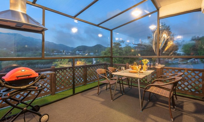 Gapyeong House | Top-Rated Gapyeong Dangdangi Pet Poolvilla with Pool