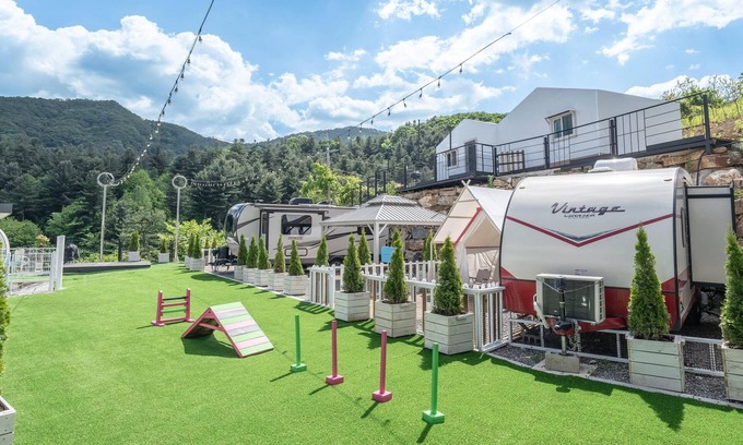Gapyeong House | Inviting Gapyeong Dongban84 Glamping & Pool Villa Retreat