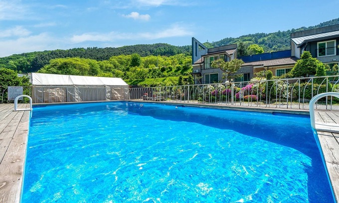 Gapyeong House | Family-Friendly Gapyeong Hohokids Poolvilla with Pool Access