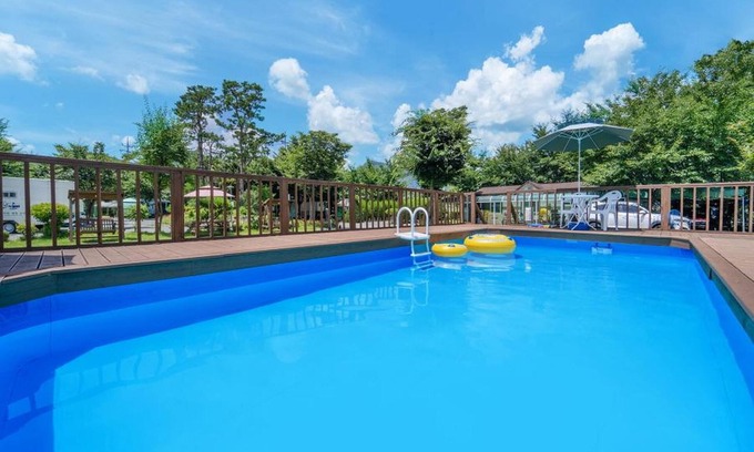 Gapyeong House | Relax at Gapyeong Karabankaempingnongwon with Pool Access