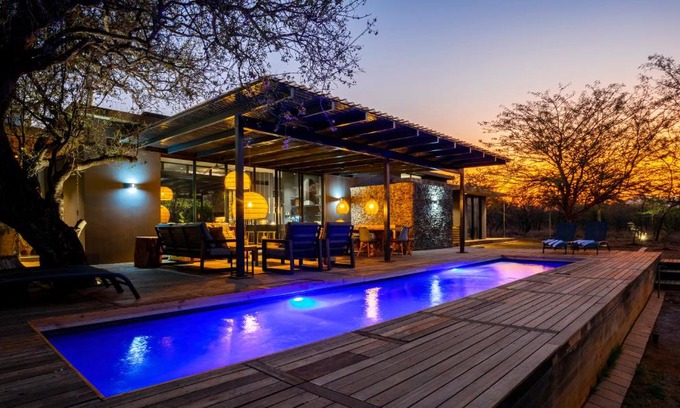 Golders Green Villa | Idyllic Garangani Villa at Buffelshuis Safari Camp