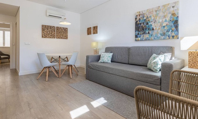 Mouraria Apartment | Garcia 28: Family-Friendly Apartment with Kitchen Access
