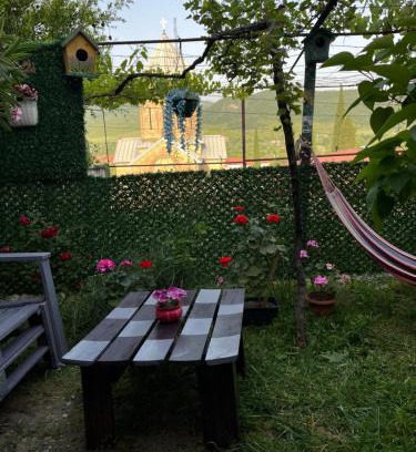 Mtskheta House | Scenic Garden & Panorama: Guest Rated 9.8 | Family-Friendly