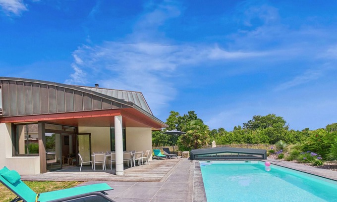 Fouesnant Ski Chalet | Relaxing Retreat with Pool, Steps from Mousterlin Beach