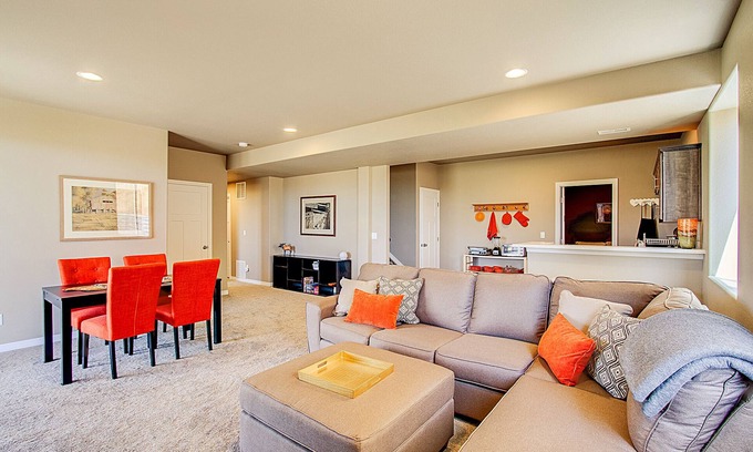 Security-Widefield Apartment | Scenic Garden Apartment with Breathtaking Mountain Views