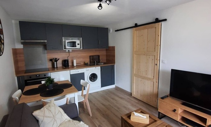 Villers-sur-Mer Apartment | Relaxing Garden Apartment Steps from the Ocean!