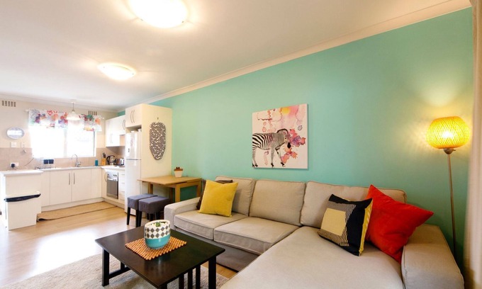 Scarborough Apartment | Garden Apartment @ Scarborough Beach - Oceanfront Bliss