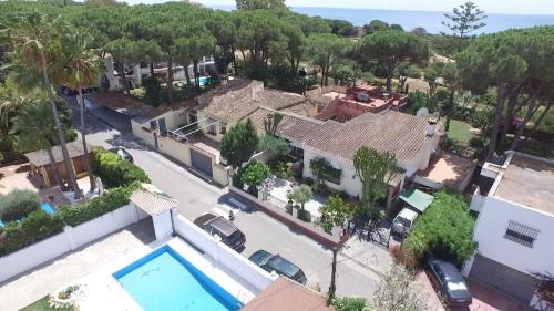 Artola Apartment | Cozy Garden Cottage at Casa Madden with Oceanfront Views