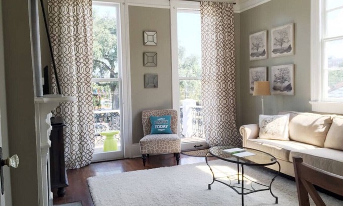 Faubourg Lafayette Apartment | Cozy Garden District Apartment with Family-Friendly Amenities